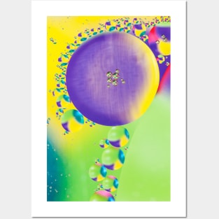 Colorful close up of oil drops in water Posters and Art